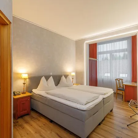 德尔卡特豪弗酒店 酒店 韦尼格罗德