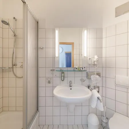 德尔卡特豪弗酒店 酒店 3*